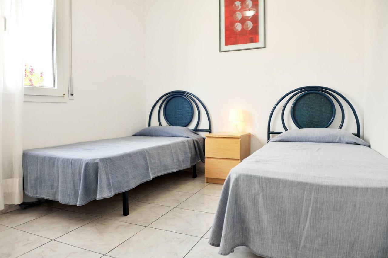 Guti Villa L' Escala Bagian luar foto